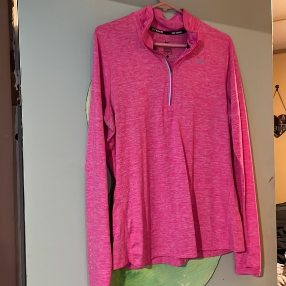 Nike Dri-Fit Nike Running Top - Picture 3 of 3